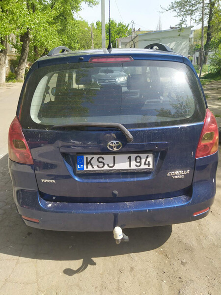 Задні ліхтарі Toyota Corolla Verso  2002 універсал 2.0 Дизель 
