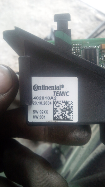 Мотор стеклоподъемника переднего Volkswagen Polo 4  2004 хэтчбек 1.4 Бензин Миргород