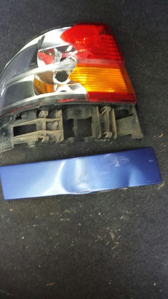 Ліхтар задній лівий на крилі Toyota Carina E  1997 2.0 Дизель 