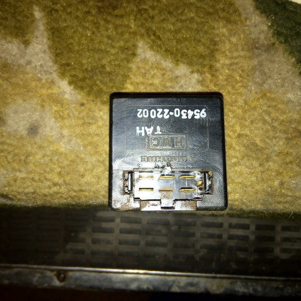 Реле тан 95430-22002 Hyundai H100  1998 2.5 Дизель Мариуполь