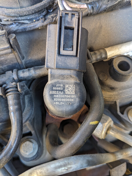 Форсунка паливна Renault Megane 3  2010 универсал 1.5 Дизель Бровары