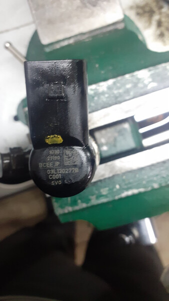 Форсунка Audi A1 хетчбек 2011 р.  1.6 л дизель Луцьк