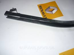 Салазка двери правой нижняя Renault Master  2007 хэтчбек 2.5 Дизель Сумы