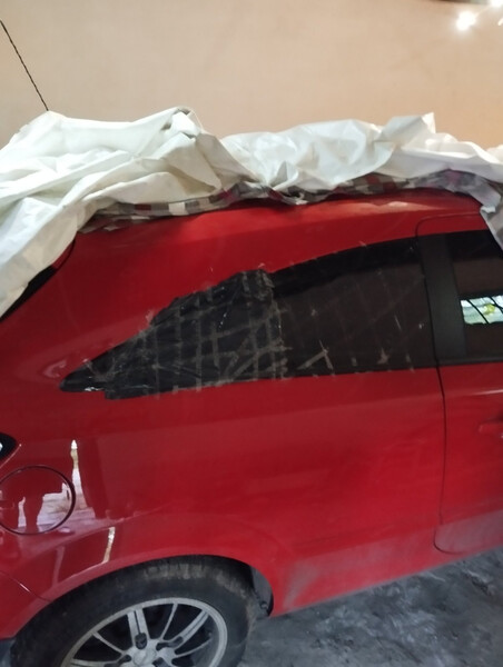 Кузовное стекло Opel Astra  2008 хэтчбек 1.0 Бензин 