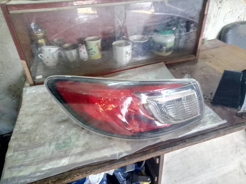 Задний фонарь задний правый Mazda 3 BL  2012 2.0 Бензин Киев