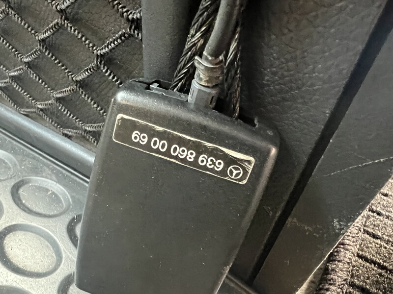 Замок ремня безопасности Mercedes-Benz Viano  2013 2.2 Дизель Харьков