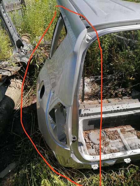 Бампер задний 61602-42050   Toyota RAV4