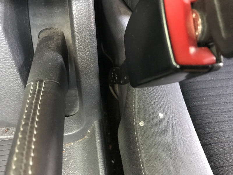 Рычаг ремня безопасности Volkswagen Golf Plus  2008 1.4 Бензин 