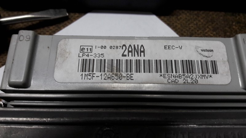 Электронный блок управления двигателем Ford Focus  2002 универсал 1.6 Бензин Кременчуг