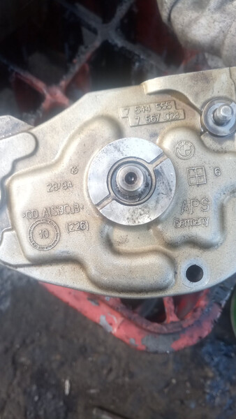 Маслнасос n43b20a BMW X1  2011 хетчбек 2.0 Бензин 