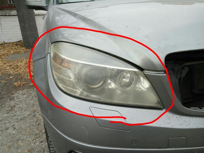 Фара левая Mercedes C-Class W204 рестайл 2007 г.  2.8 л бензин Киев