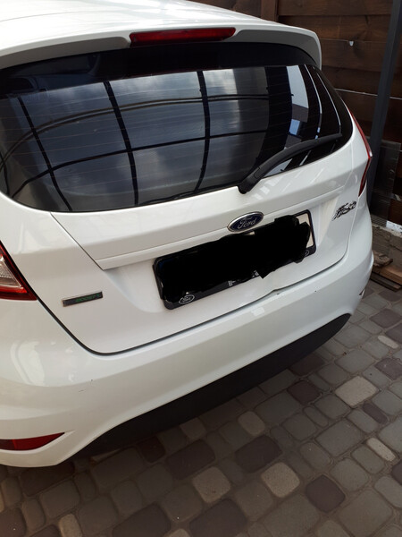 Крышка багажника голая 1763986   Ford Fiesta