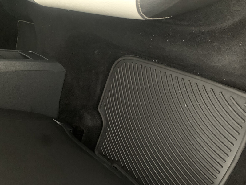 Коврик резиновый Volkswagen Jetta 6  2016 1.8 Бензин Мелитополь