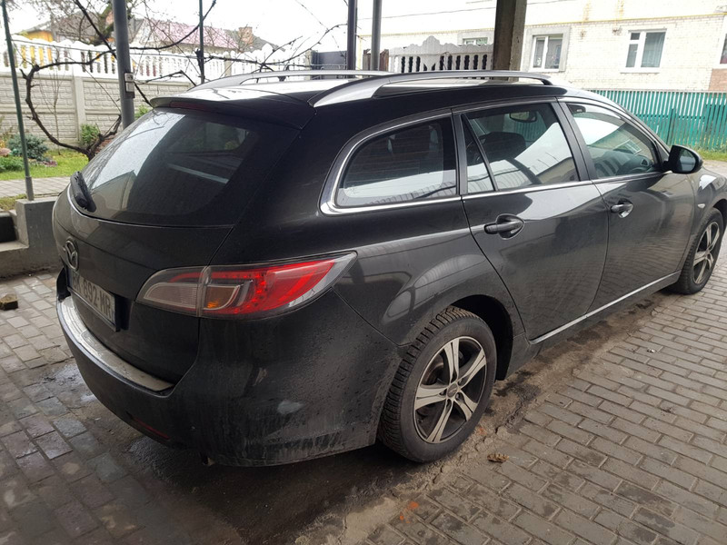 Левый задний наружный и внутренний фонари Mazda 6 универсал 2009 г.  2.0 л бензин Киев