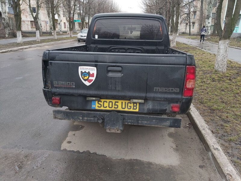 Задняя левая фара Mazda B-series  2005 2.5 Дизель Запорожье