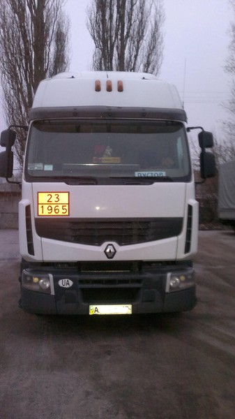 Фара головного света правая и левая Renault Premium 2007 г.  Киев