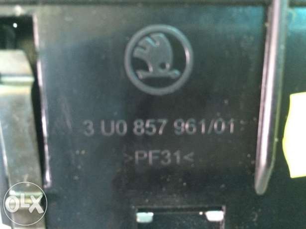 Пепельница Skoda Superb 2006 г.  1.9 л дизель Львов