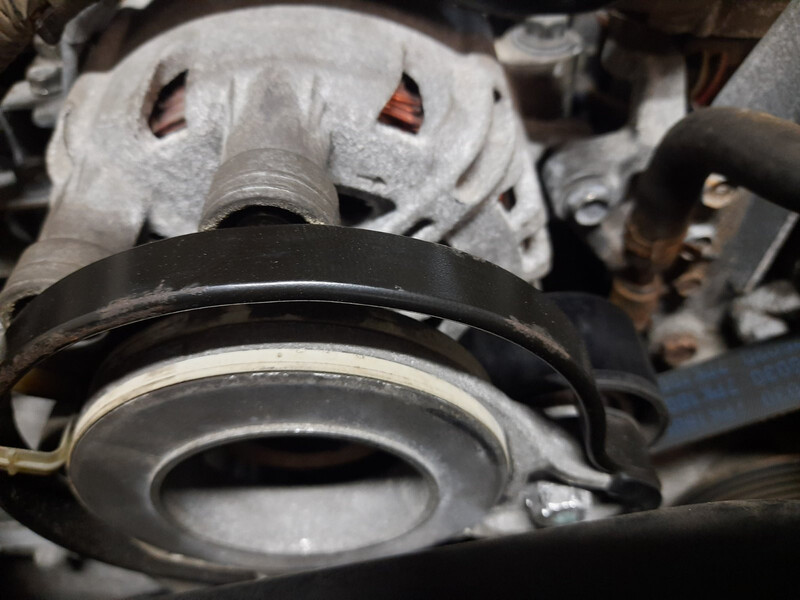 Регулятор напряжения генератора (шоколадка) Subaru XV  2014 2.0 Гибрид 