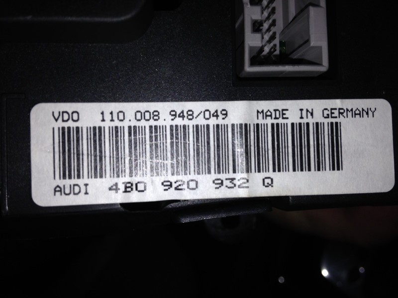 Приборная панель 4b0 920 932 Q Audi A6 C5  2001 универсал 2.5 Дизель Ровно