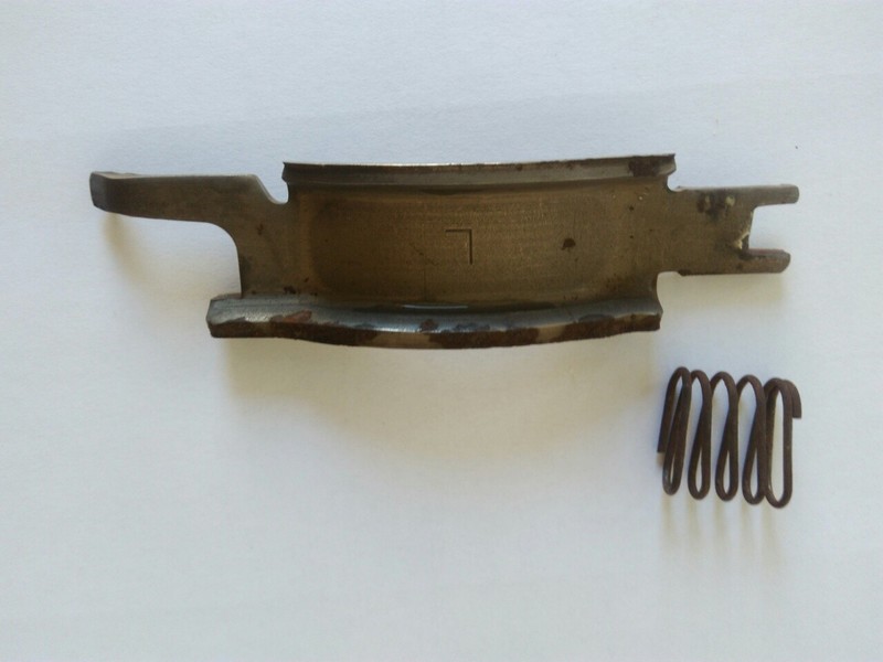 Роспорная планка колодок русника правая Subaru Outback  2004 универсал 2.5 Бензин Житомир