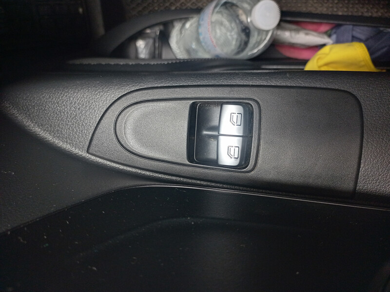 Кнопки стеклоподъемника водителя Mercedes-Benz Vito  2017 Сумы