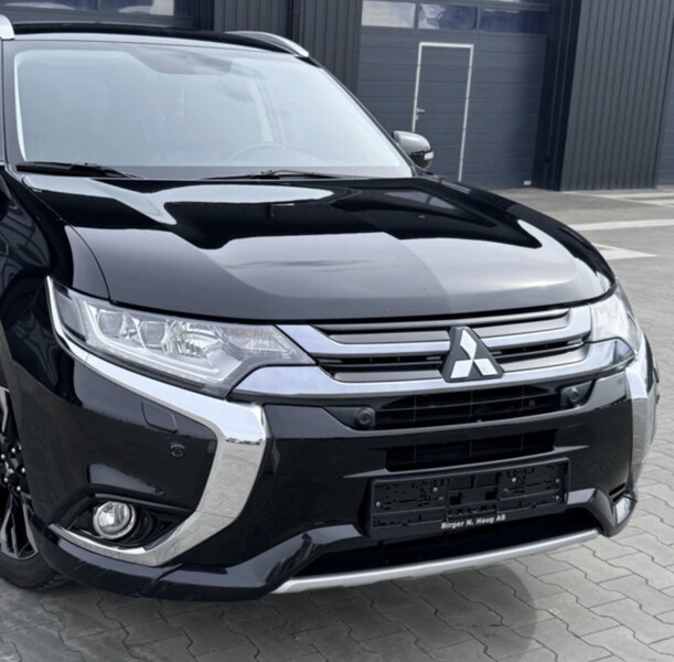 Бампер передній нижній Mitsubishi Outlander PHEV FL 2015 універсал 2.0 Гибрид Одеса
