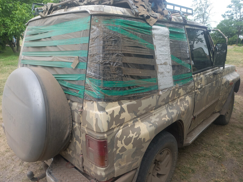 Стекло заднее с обогревом Mitsubishi Pajero Wagon 1 1983 купе 2.5 Дизель Одесса