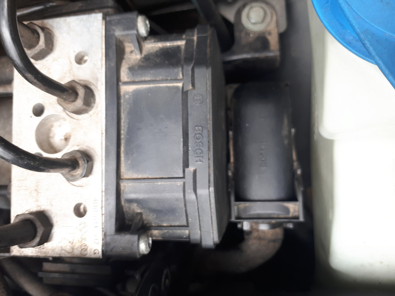 Блок ABS Volkswagen Passat B5 универсал 2003 г.  2.5 л дизель Калуш