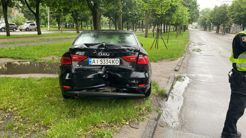 Задняя крышка багажника Audi A3  2015 1.6 Дизель Белая Церковь