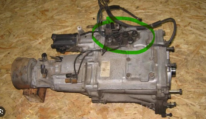 Датчики роздатки 5 шт Mitsubishi L 200  2010 2.5 Дизель Вараш