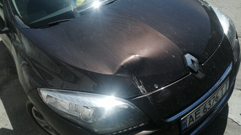 Капот Renault Megane 3 універсал 2012 р.  1.6 л бензин