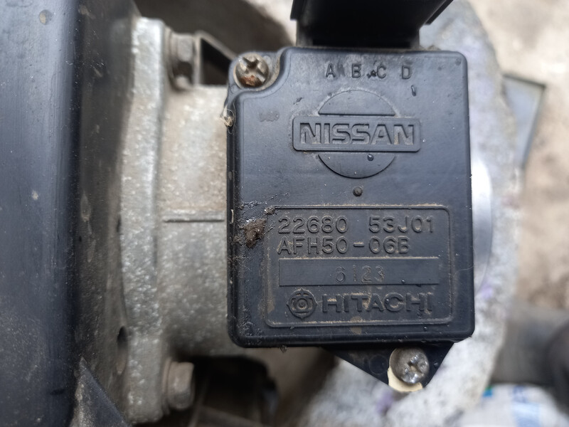 ДМРВ Nissan Primera хэтчбек 1996 г.  2.0 л бензин