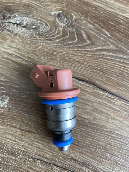 Газовая форсунка Kia K7  2010 2.7 Бровары