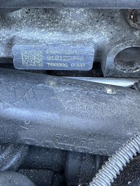 ГБЦ Volvo XC90 2009 г.  2.4 л дизель