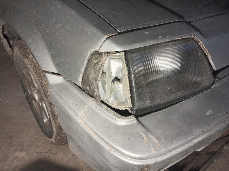 Габарит правый передній Honda Civic 3  1986 хетчбек 1.5 Бензин 