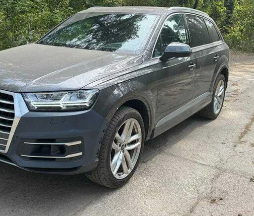 Молдинг крыла Audi Q7 2018 г.  3.0 л бензин Киев
