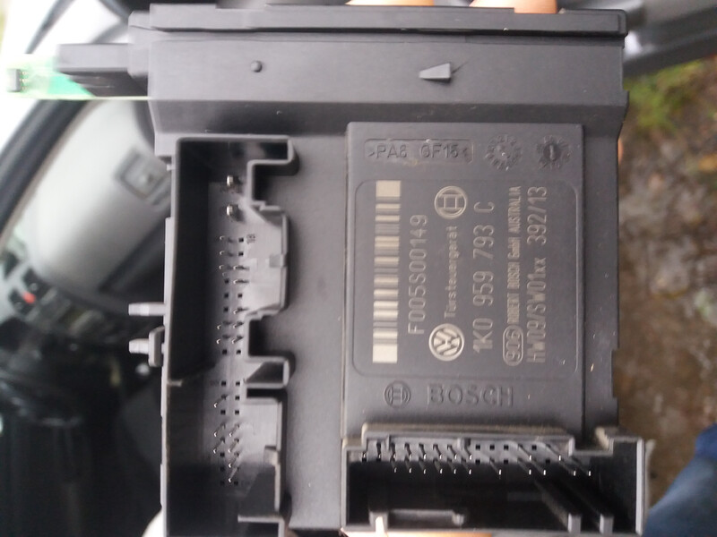 Блок управления двери Volkswagen Golf 1.4тсі 2004 хэтчбек 14.0 Бензин Монастырище