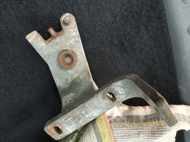 Ролик бічних дверей Volkswagen LT  1995 2.4 Дизель 