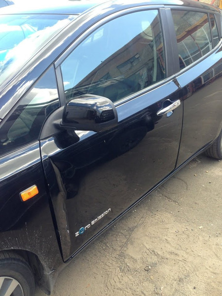 Двері передні ліві Nissan Leaf ZE0 2014 хетчбек  Электро 