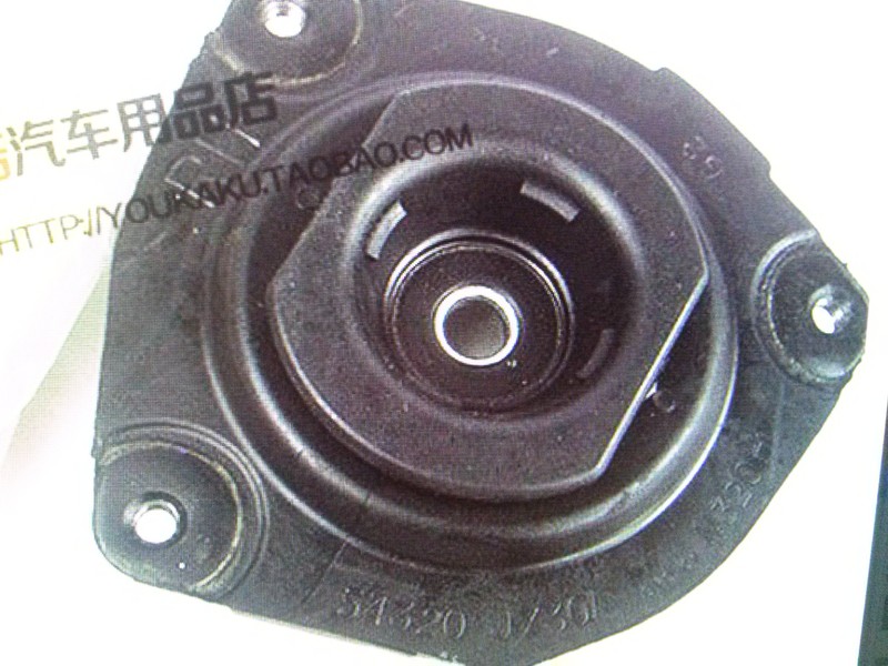 Верхние опоры Nissan Tiida C11  2007 1.6 Бензин 