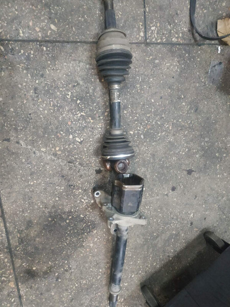 Правый вал передней оси (в сборе) Nissan Qashqai J11  2014 1.6 Дизель Звенигородка