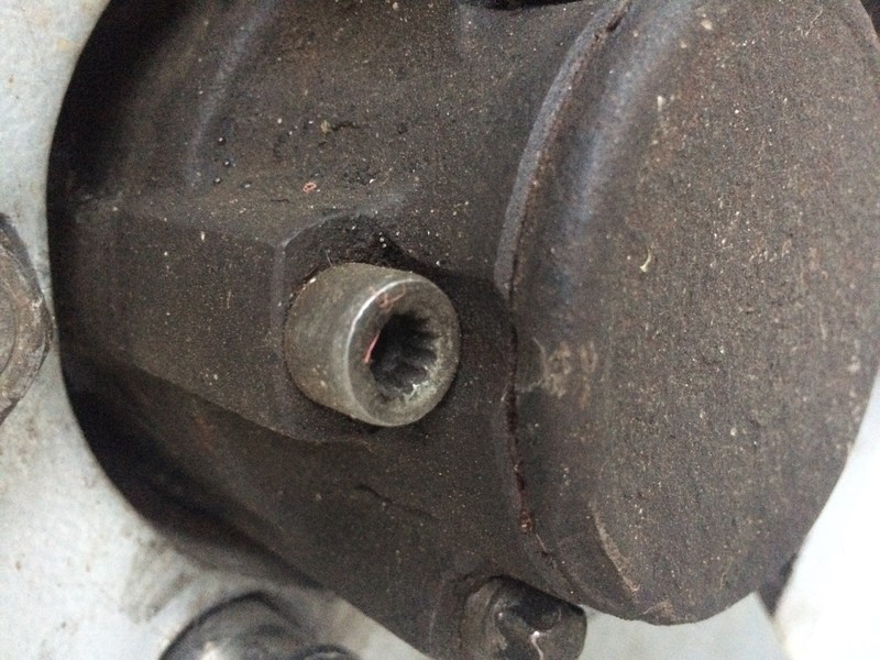 Елементи кріплення Nissan Terrano II  1999 2.7 Дизель 