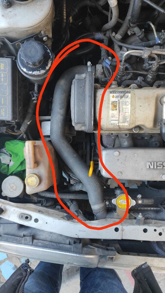 Патрубок системи охолодження верхній Nissan Sunny B13  1991 20.0 Дизель 