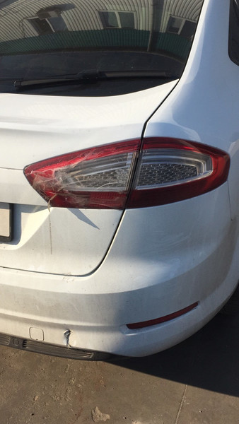 Стоп Ford Mondeo 4 хэтчбек 2014 г.  2.5 л дизель Киев
