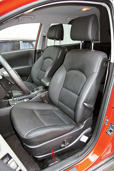 Накладка сиденья SSangYong Korando  2012 универсал 2.0 Дизель Одесса