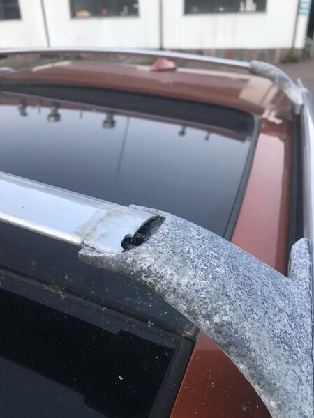 Крепление багажника передний левый Nissan Rogue  2014 2.5 Бензин Киев