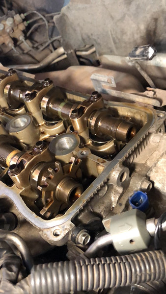 Впускной распредвал Nissan Tiida C11  2007 хэтчбек 1.6 Бензин Винница