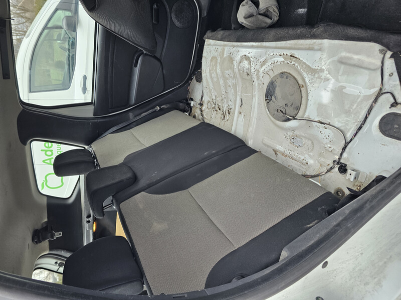 Сідушка задня Dacia Duster 2014 г.  1.6 л бензин Луцк