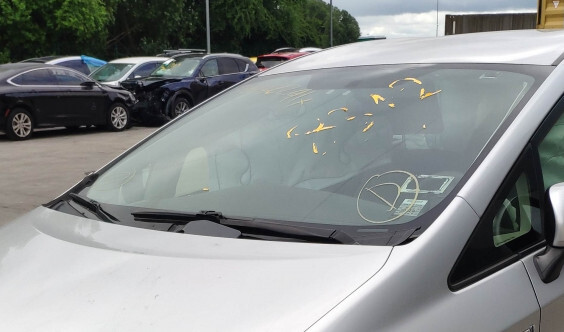 Лобове скло Toyota Prius  2015 хетчбек 1.8 Гибрид 