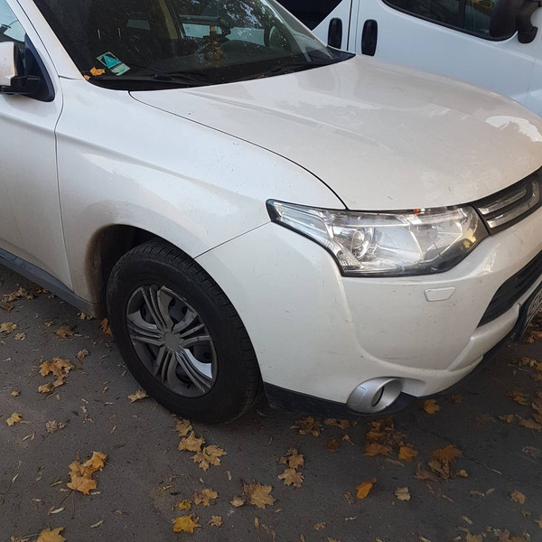 Кронштейн бампера Mitsubishi Outlander 3 2014 г.  2.4 л бензин Львов
